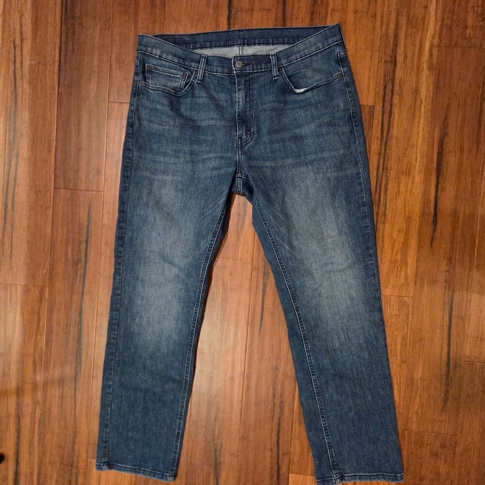 Levi’s 541 Athletic Cut Jeans Mens 36x34 Blue Stretch Denim Whiskered Clean